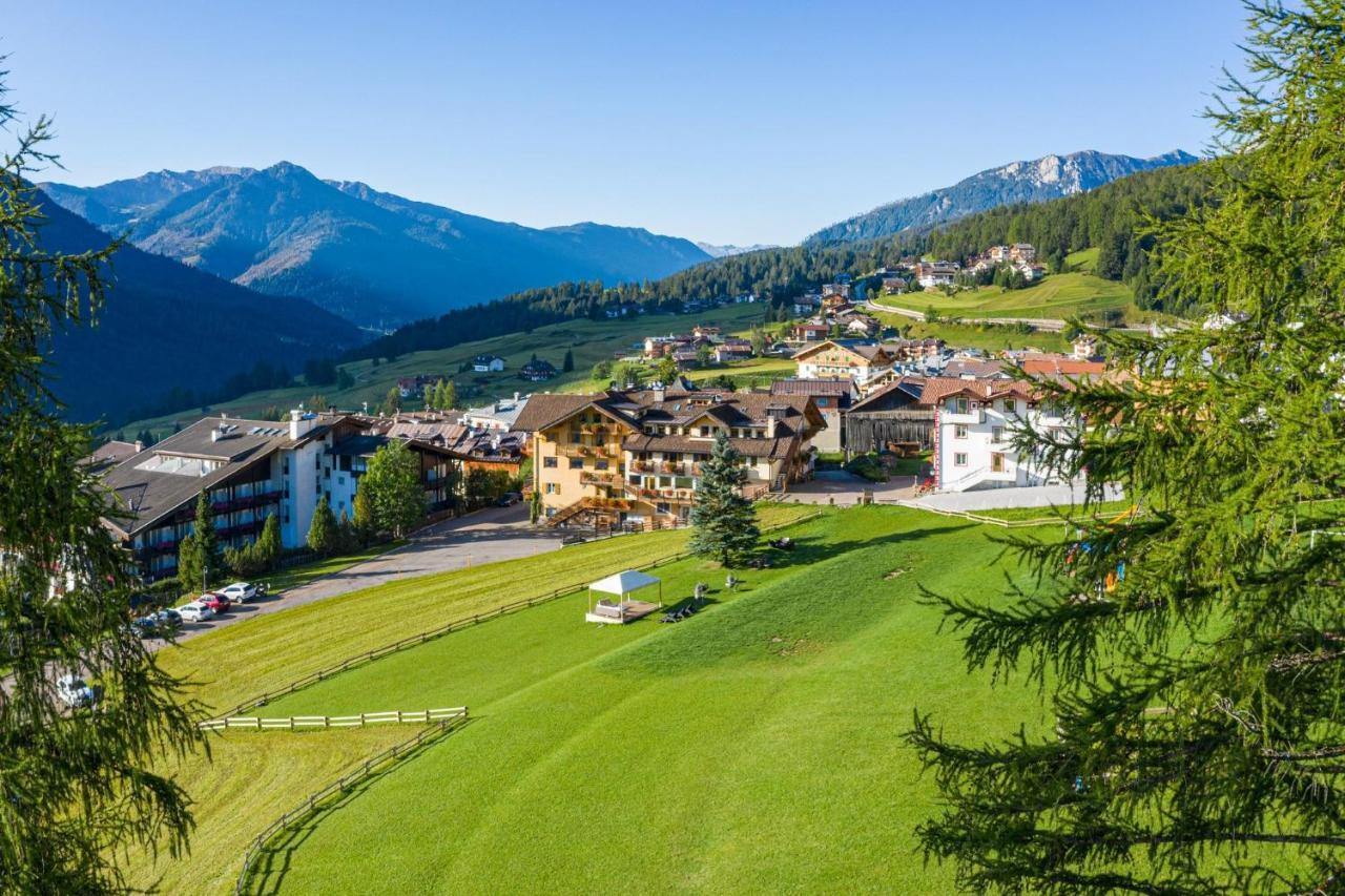 Mytime Hotels La Grotta Vigo di Fassa Kültér fotó